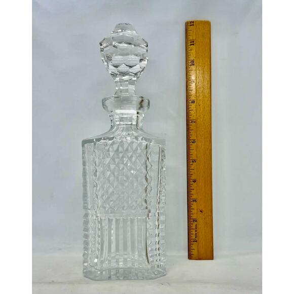 Vintage Lead Crystal Square Decanter with Diamond Cut Design Faceted Stopper - Picture 8 of 10